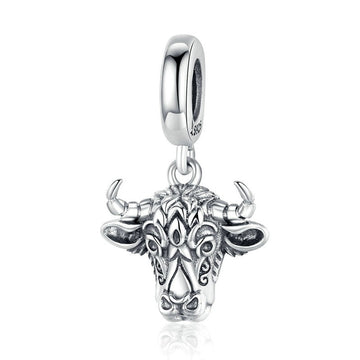 Dijes de toro vintage Tauren de plata de ley 925
