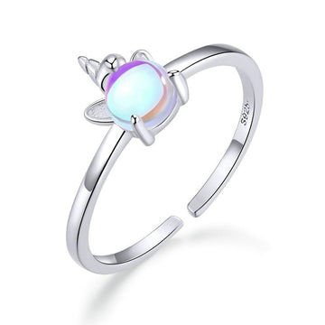 Anillo de piedra lunar en plata de ley 925