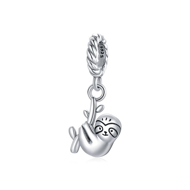Dijes de perezoso adorables de plata de ley 925