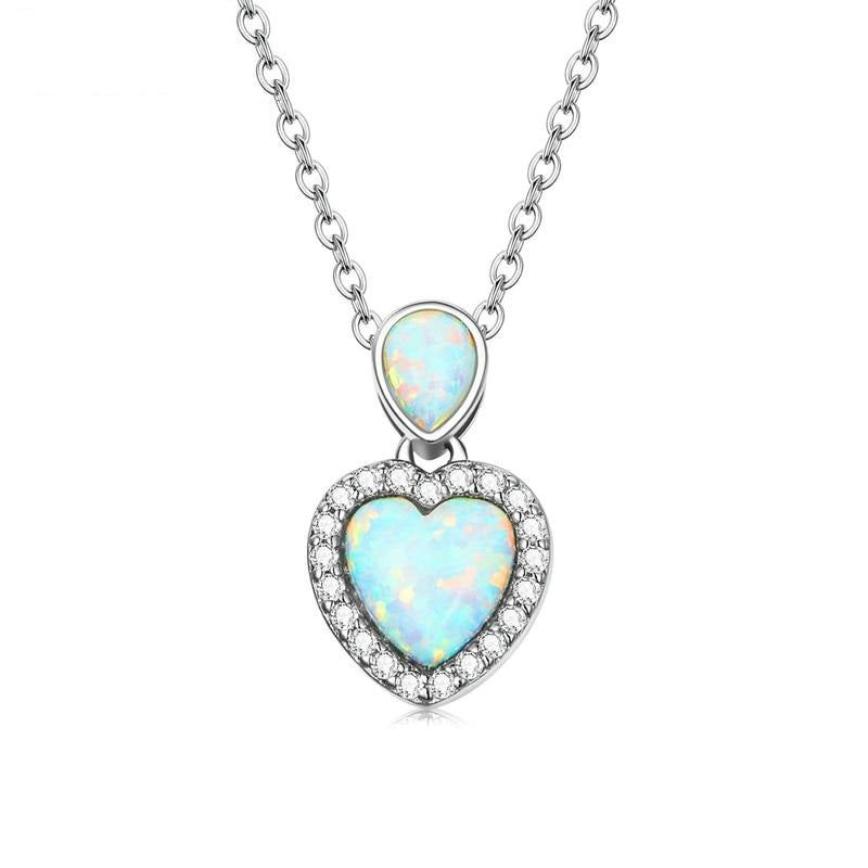Collar brillante en forma de corazón de plata de ley 925